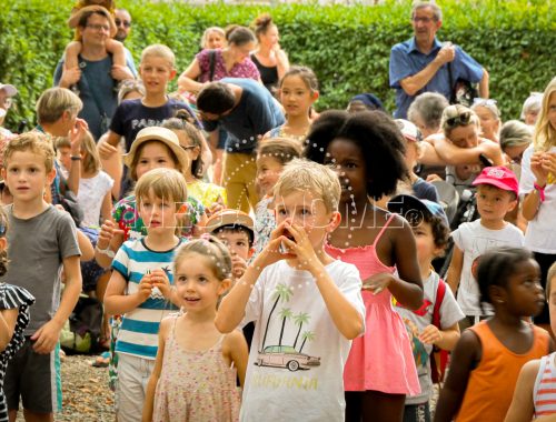 Mega Mome Le plus actuel des Bals pour Enfants