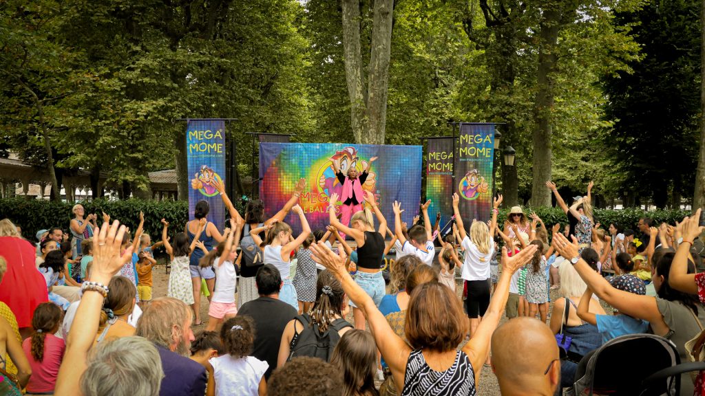 Mega Mome Le plus actuel des Bals pour Enfants