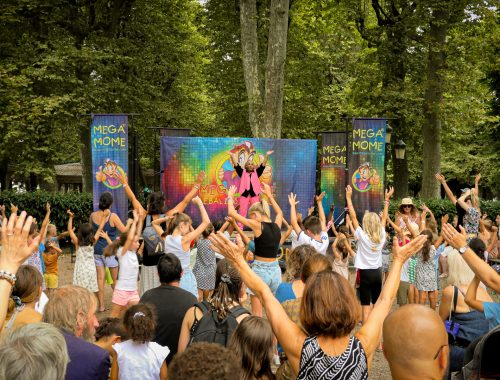 Mega Mome Le plus actuel des Bals pour Enfants