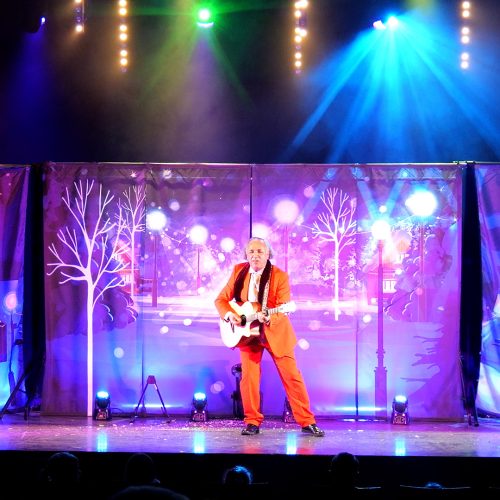 Grands Petits Bonheurs de Noel-Spectacle de Noël-Christmas Tour 2024